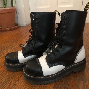Dr. Marten Men’s boots
